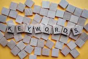 Elige las palabras clave y keywords correctas